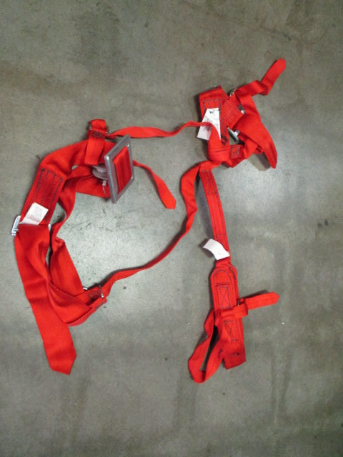 Load image into Gallery viewer, Used J.E. Weinel Inc Red Harness
