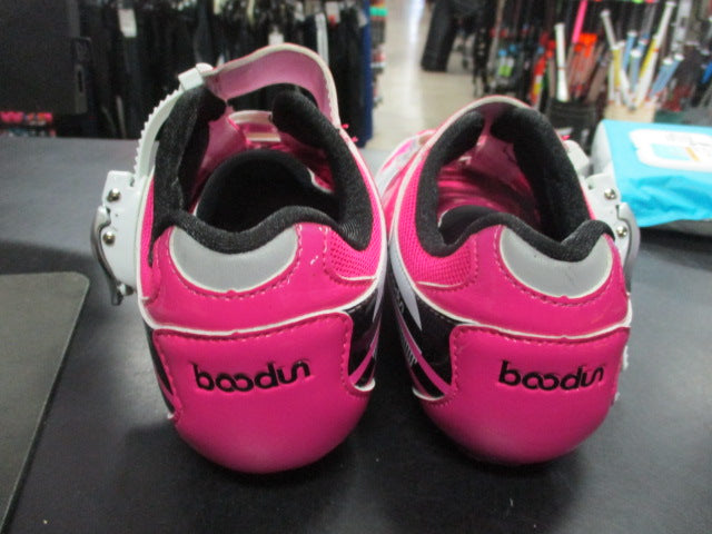 Load image into Gallery viewer, Used Boodun Cycling Shoes US Size 5.5 - No Clips
