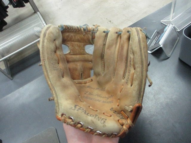 Load image into Gallery viewer, Vintage Spalding Don Kessinger Leather Baseball Glove
