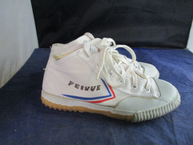 Load image into Gallery viewer, Used Feiyue Tiger Claw High Top Martial Arts Shoes size 35 / Youth 4
