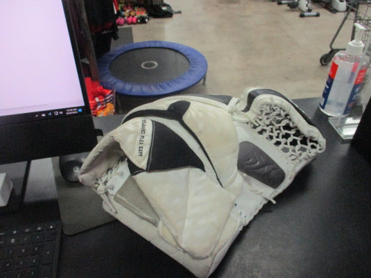 Used Bauer Vapor X 50 Hockey Goalie Glove -Intermediate