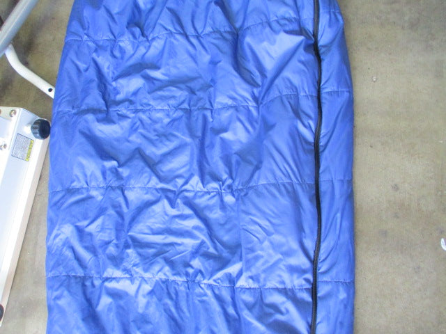 Load image into Gallery viewer, Used The North Face Long Sleeping Bag (No Stuff Sack)
