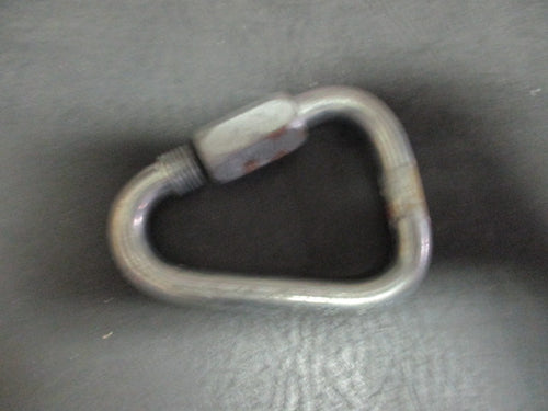 Used Maillon Rapide Locking Tri Link Carabiner