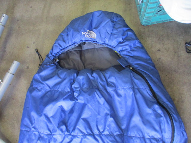 Load image into Gallery viewer, Used The North Face Long Sleeping Bag (No Stuff Sack)
