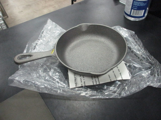 Load image into Gallery viewer, Used 7&quot; Cast Iron Skillet
