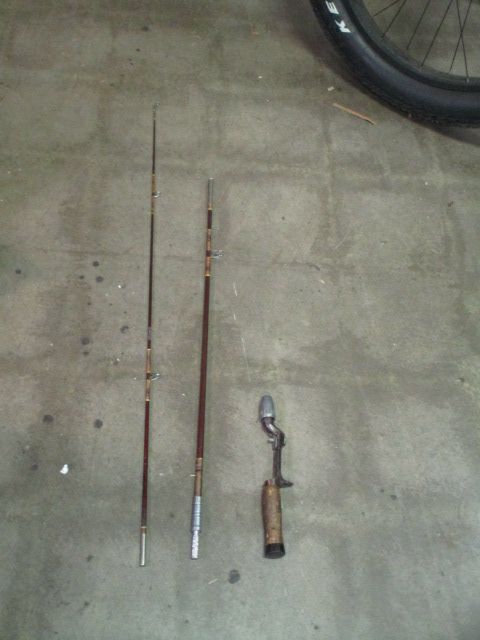 Used Vintage 3-Piece Fishing Pole