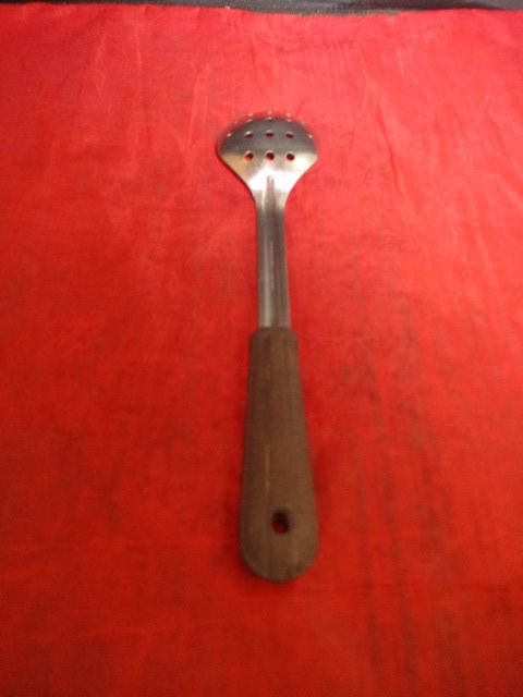 Load image into Gallery viewer, Used Bloomfield Serving Spoon
