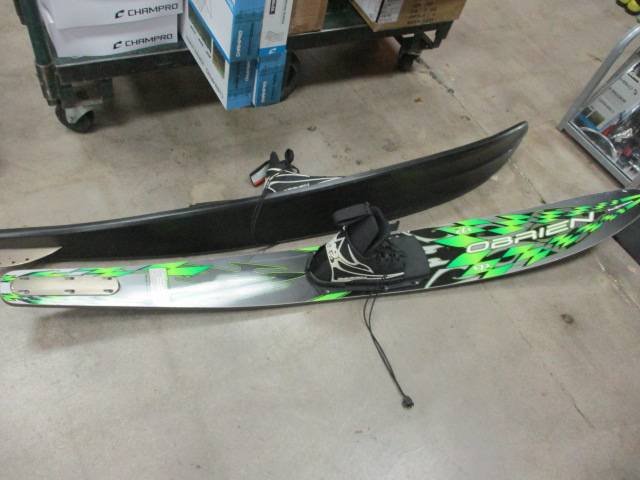 Load image into Gallery viewer, Used Obrien Performer 172 With X9 Bindings Water ski Combo
