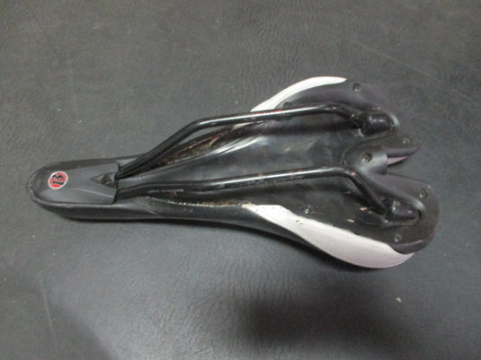 Used Bontrager Race Lux Bike Saddle cssportinggoods