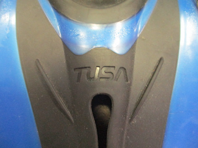 Load image into Gallery viewer, Used Tusa X Pert Evolution 23&quot; Fins Size Medium 7-7 1/2
