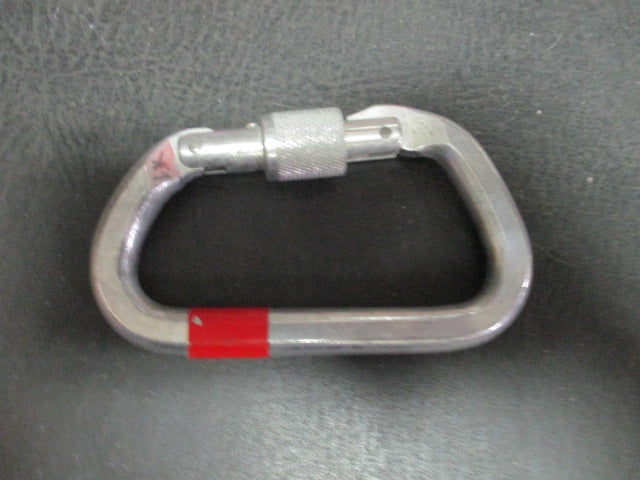 Load image into Gallery viewer, Used SMC Aluminum Locking Carabiner
