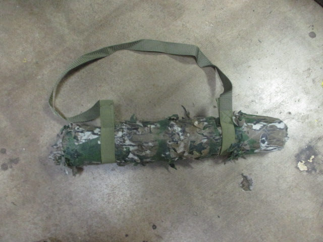 Load image into Gallery viewer, Used Camo Quick Roll Out Hunting Blind with Stakes
