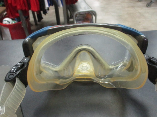 Load image into Gallery viewer, Used Scubapro Crystal Vu Plus Scuba Mask
