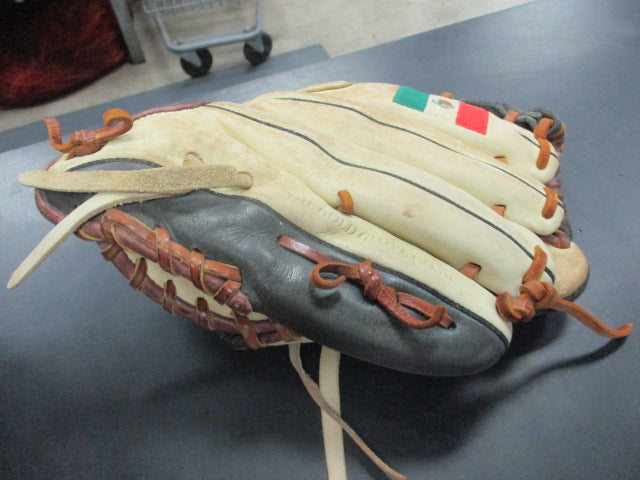 Load image into Gallery viewer, Used Rawlings Gamer XLE 11.5&quot; LH Baseball Glove
