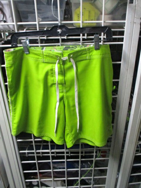 Load image into Gallery viewer, Used Mysterioso Green Swim Trunks Size 6
