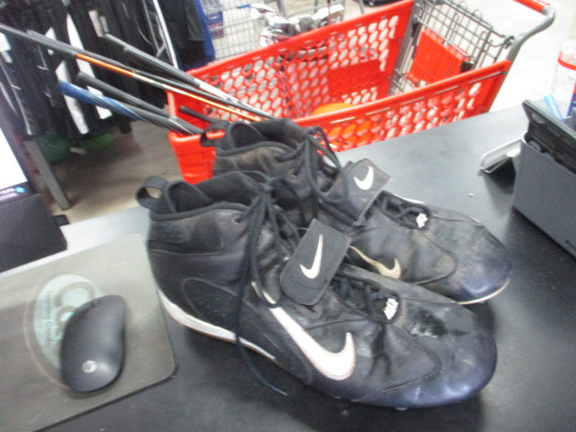 Load image into Gallery viewer, Used Nike Football Cleats Size 14
