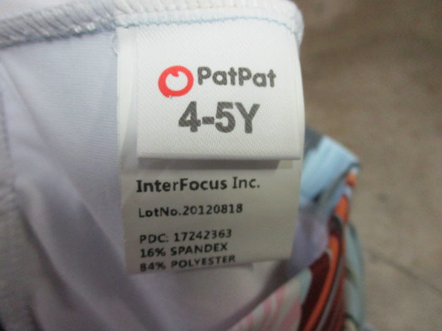 Load image into Gallery viewer, Used PatPat Kids Swim Shorts with Pockets Size 4-5Y
