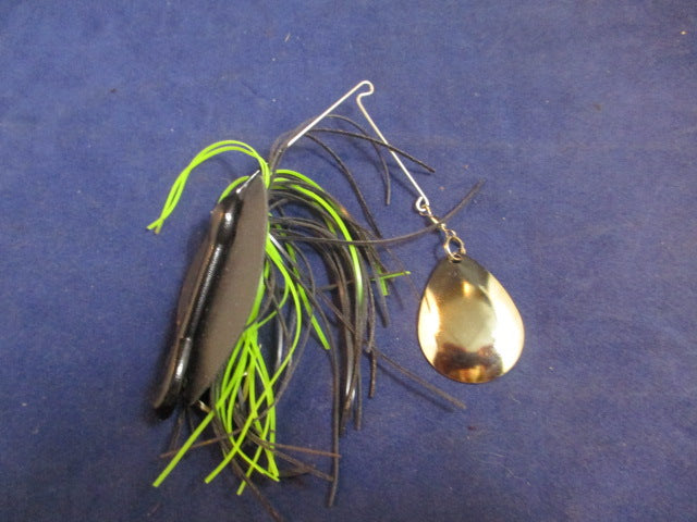 Load image into Gallery viewer, Used Black &amp; Green Spinner Lure
