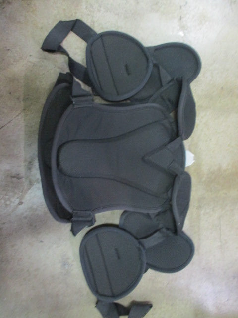 Load image into Gallery viewer, Used Gait DeBeer Lacrosse Shoulder Pads
