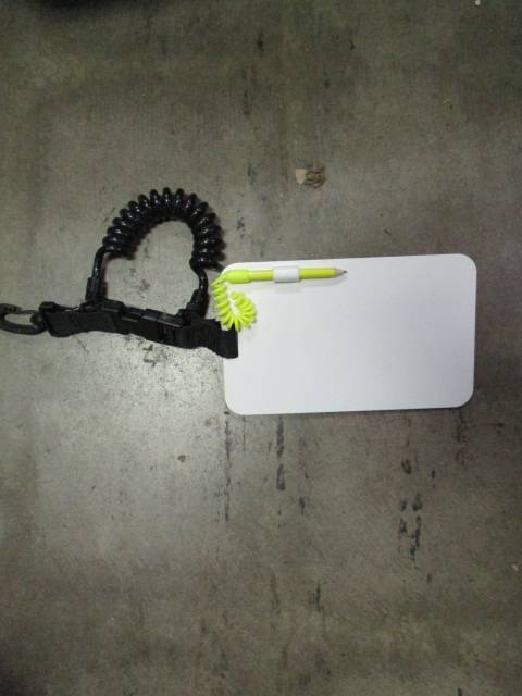 Load image into Gallery viewer, Used Scuba Dive Slate Board w/ Pencil Innovative Scuba Leash
