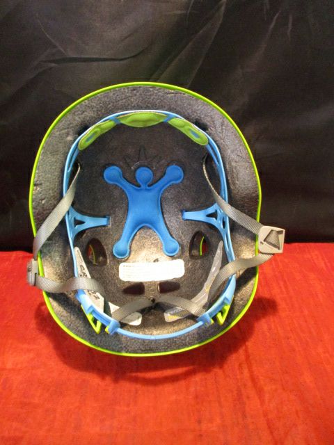 Used Petzl Picchu Youth Climbing/Clycing Helmet