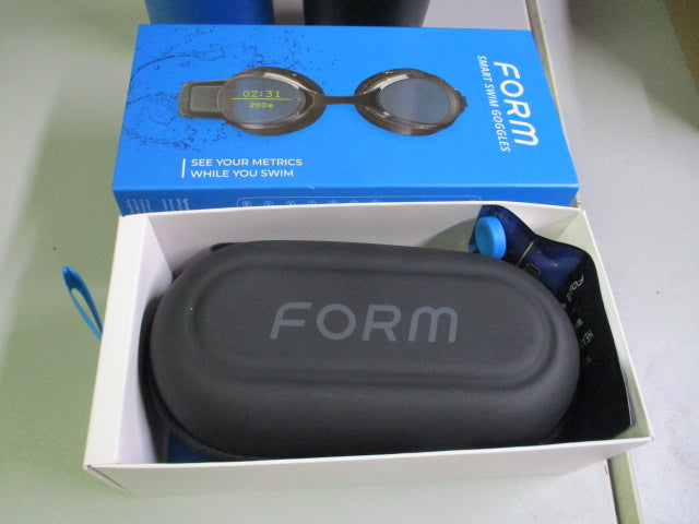 Load image into Gallery viewer, Form Smart Swim Goggles
