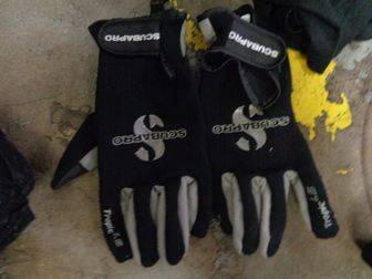 Used Scuba Pro Dive Gloves size Large