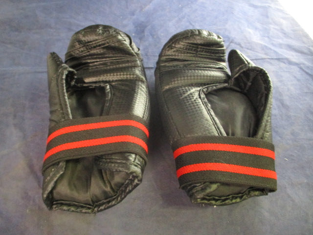 Load image into Gallery viewer, Used ATA MMA Gloves Size Child Small
