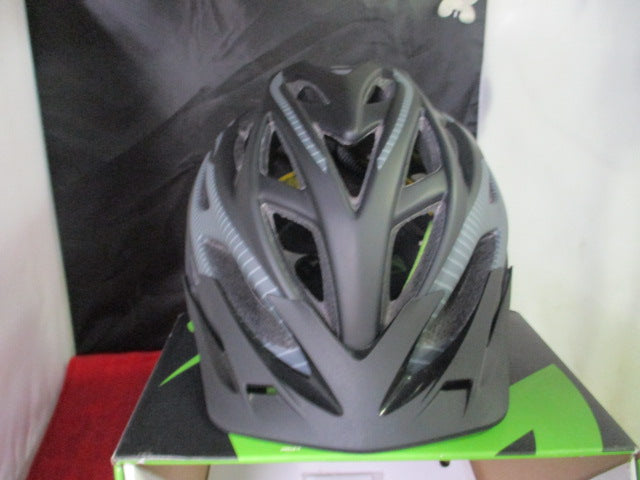 Load image into Gallery viewer, Used Cannondale Radius Bicycle Helmet Size Small (Great Condition)
