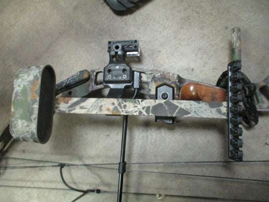 Used Mossy Oaks PSE Citation II Bow w/ Quiver