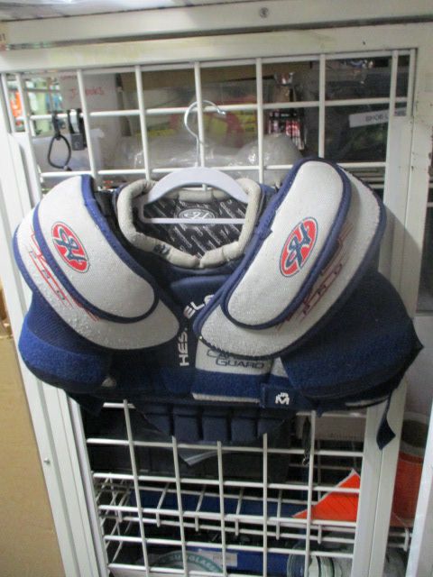 Load image into Gallery viewer, Used Hespeler EPS Pro Hockey Shoulder Pads Youth Size Medium
