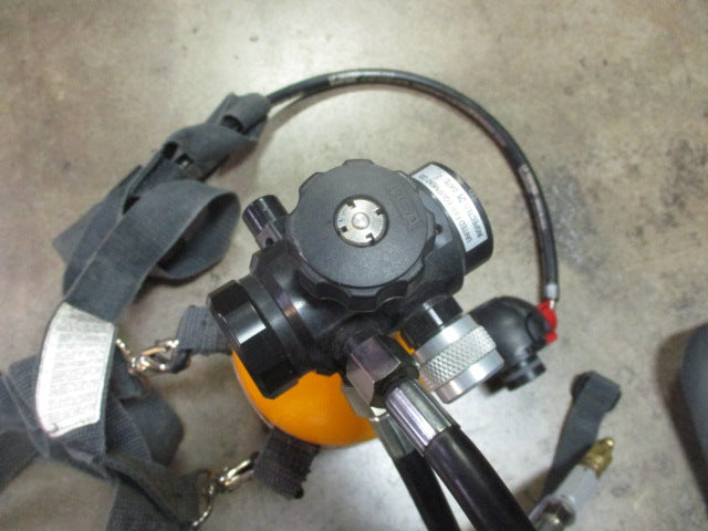 Load image into Gallery viewer, Used MSA Firehawk Firefighter Tank W/ Respirator Face Mask Connector
