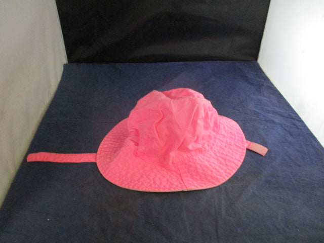 Load image into Gallery viewer, Used Carters Sun Hat Size 12-24
