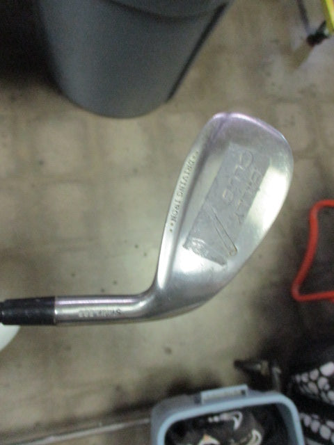 Load image into Gallery viewer, Used Billy CLub Driving Iron 15.5 Deg
