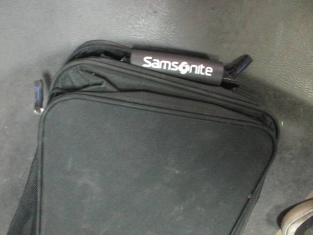 Load image into Gallery viewer, Used Samsonite Luggage Bag Black
