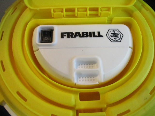 Load image into Gallery viewer, Used Frabill Aerated Bait Bucket
