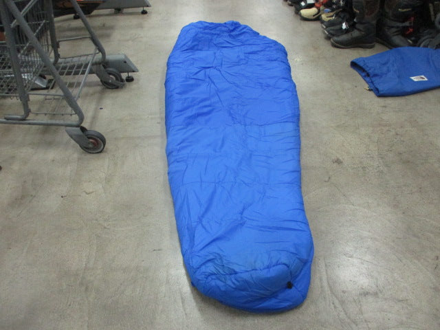 Load image into Gallery viewer, Used The North Face Cat&#39;s Meow 31&quot; x 85&quot; Sleeping Bag
