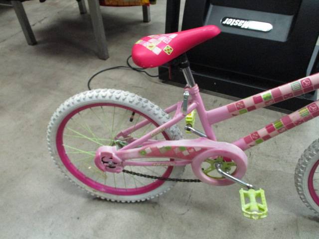 Load image into Gallery viewer, Used Huffy Seastar 20&quot; Bicycle
