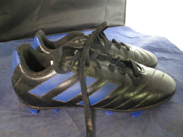 Load image into Gallery viewer, Used Adidas Soccer Cleats Size 2
