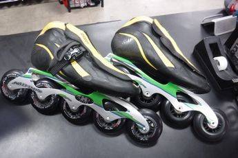 Load image into Gallery viewer, Used Bont Speed Size 38 5 Wheel Racing In Line Skates
