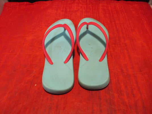 Used Blue Flip Flops Youth Size 2/3