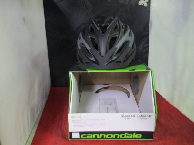 Load image into Gallery viewer, Used Cannondale Radius Bicycle Helmet Size Small (Great Condition)
