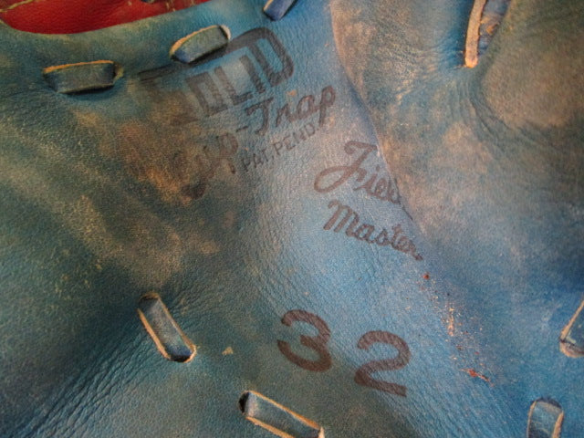 Load image into Gallery viewer, Used Vintage Hutch Jim Rodgers Field Master Leather Baseball Glove
