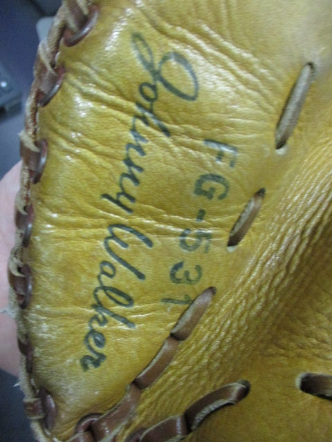 Load image into Gallery viewer, Vintage Johnny Walker Leather Baseball Glove
