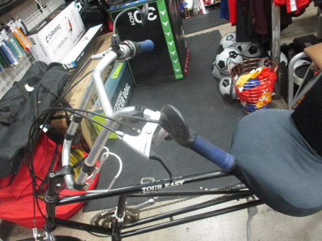 Load image into Gallery viewer, Used Tour Easy EZ Racers 27-Speed Recumbent Bicycle
