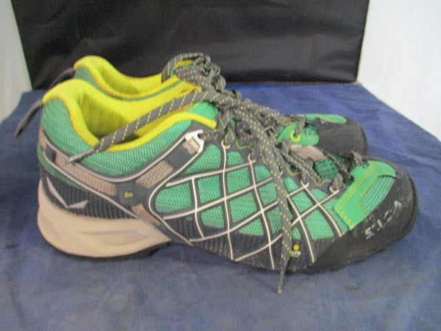 Load image into Gallery viewer, Used Women&#39;s Salewa Hiking Shoes Size 7.5
