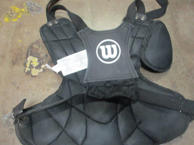 Load image into Gallery viewer, Used Wilson EZ Gear 12&quot; Chest Protector
