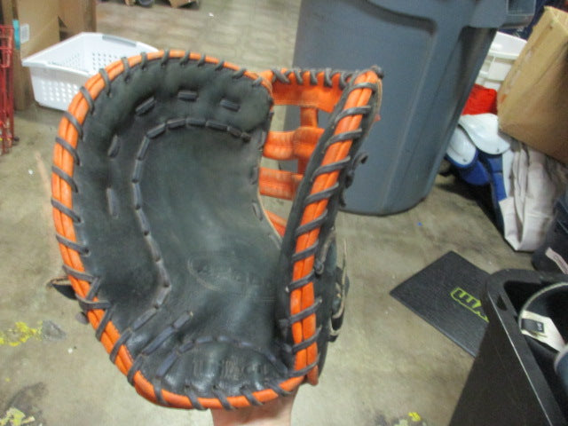 Load image into Gallery viewer, Used Wilson A2000 Pro-Stock MC24 GM First Base Glove - LH
