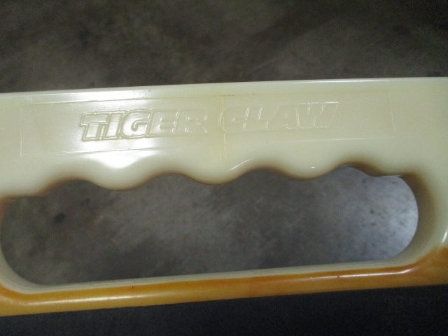 Load image into Gallery viewer, Used Tiger Claw Rebrakeable Board Extra Strong
