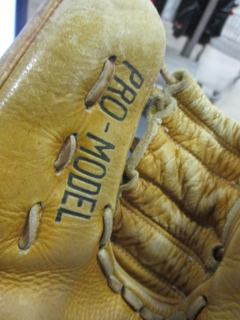 Load image into Gallery viewer, Vintage Johnny Walker Leather Baseball Glove
